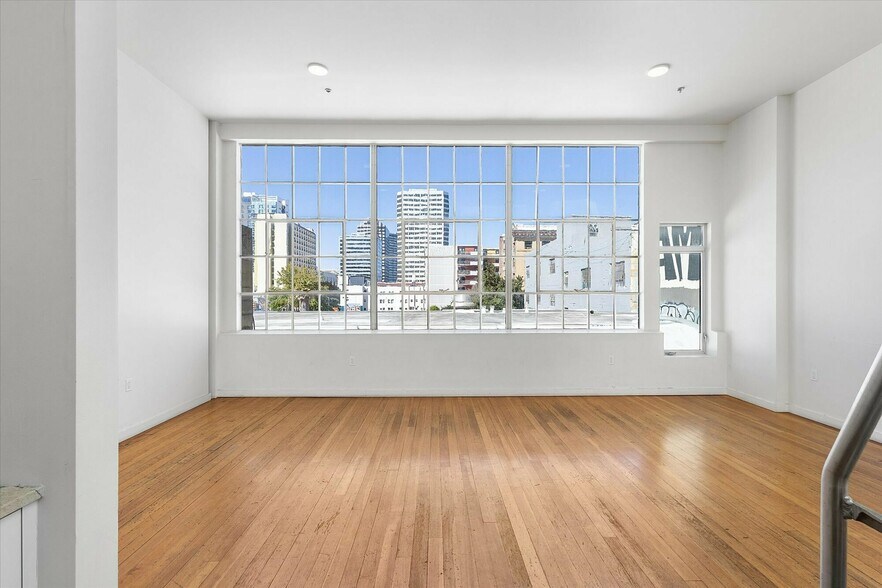More Photos Of 272-274 14th St, Oakland Storefront Retail Office For Sale