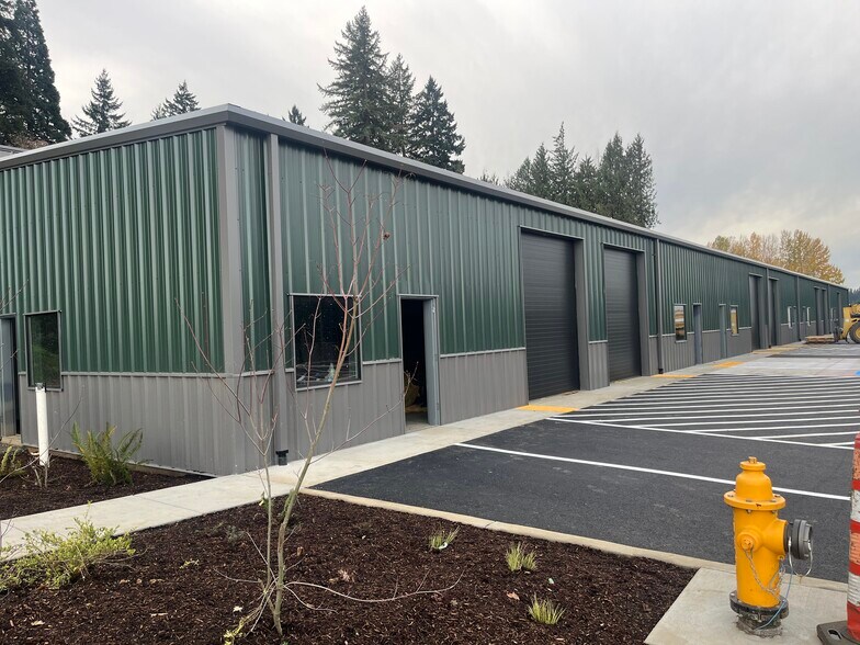 More Photos Of 7110 NE 43rd Ave, Vancouver Warehouse For Sale