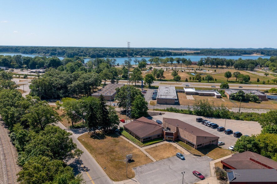 More Photos Of 3375 Merriam St, Muskegon Office For Lease