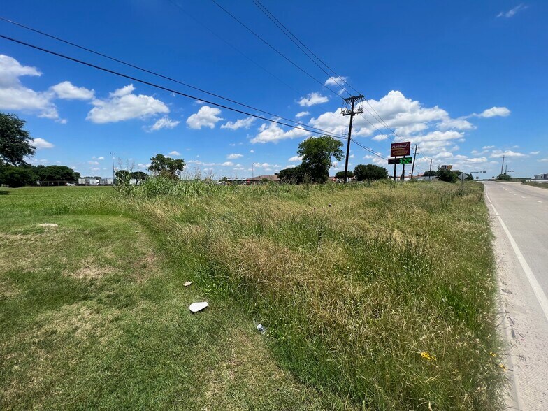 More Photos Of 4301 Lyndon B Johnson Fwy, Dallas Land For Sale