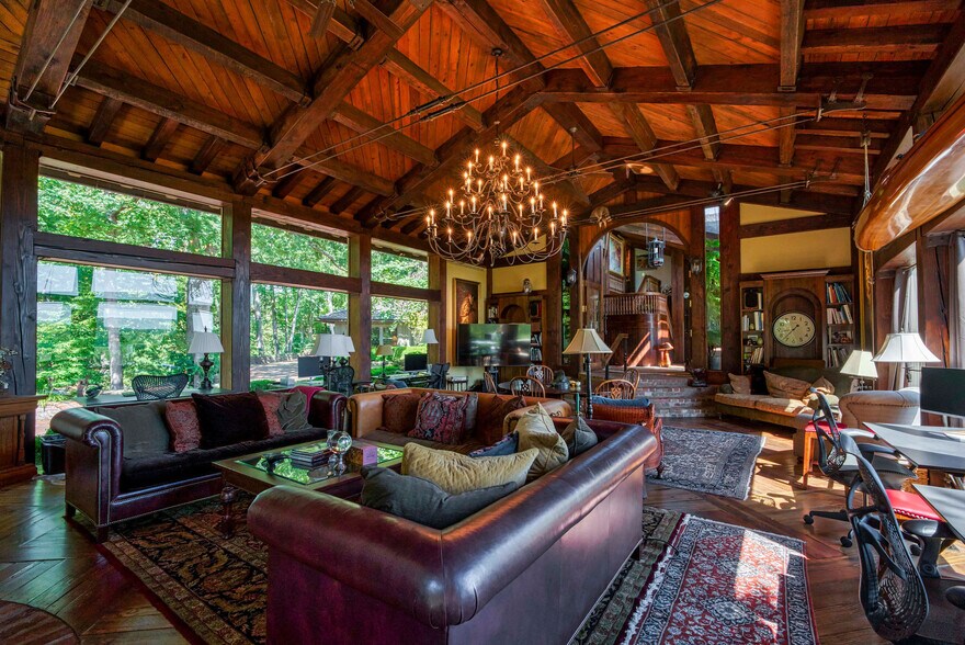 More Photos Of 754-756 E Stonehill Rd, Ozark Office Residential For Sale