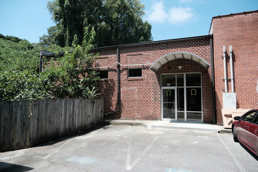 More Photos Of 1491 Northside Dr NW, Atlanta Office For Sale