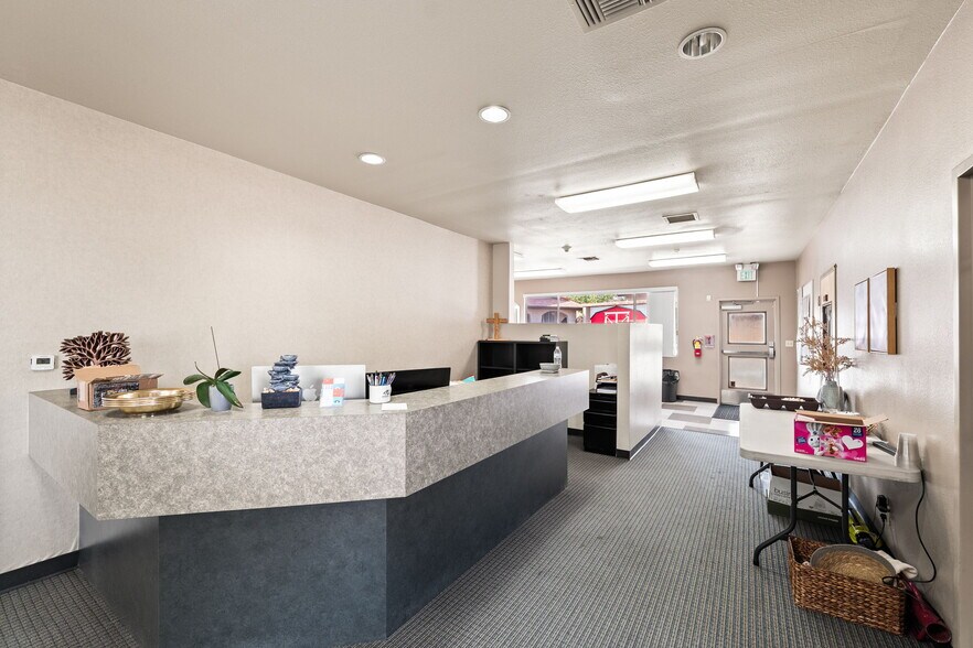 More Photos Of 9944 Highland Ave, Rancho Cucamonga Religious Facility For Lease
