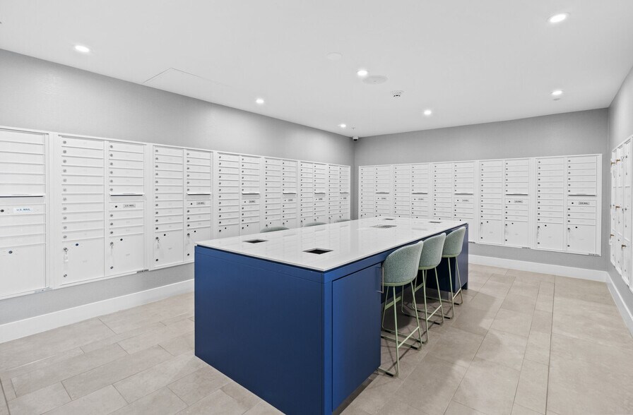 More Photos Of 200 NE 1st Ave, Pompano Beach Apartments For Lease
