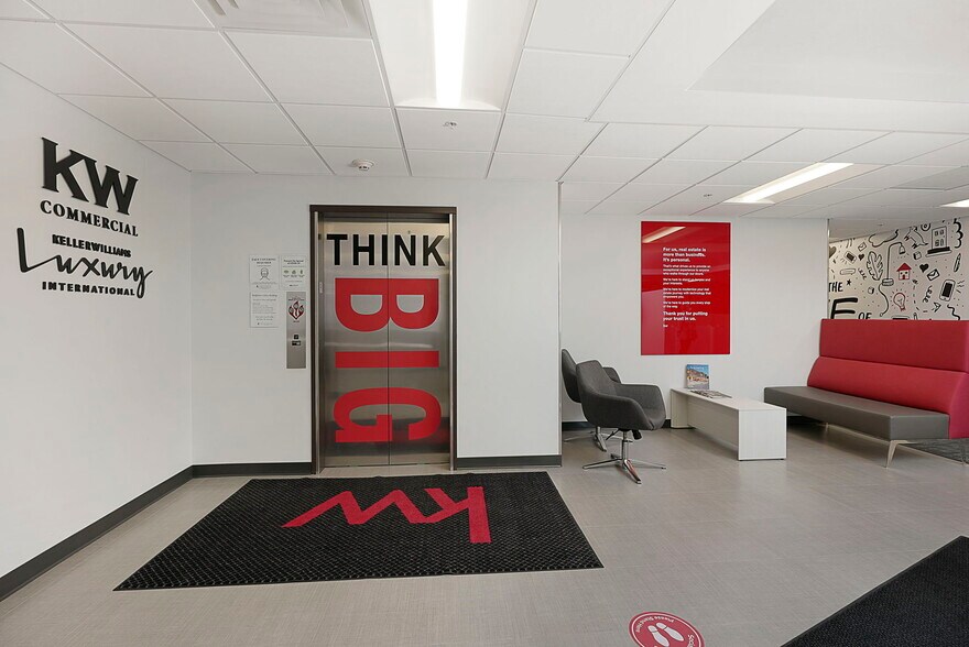 More Photos Of 13100 Wayzata Blvd, Minnetonka Office For Lease