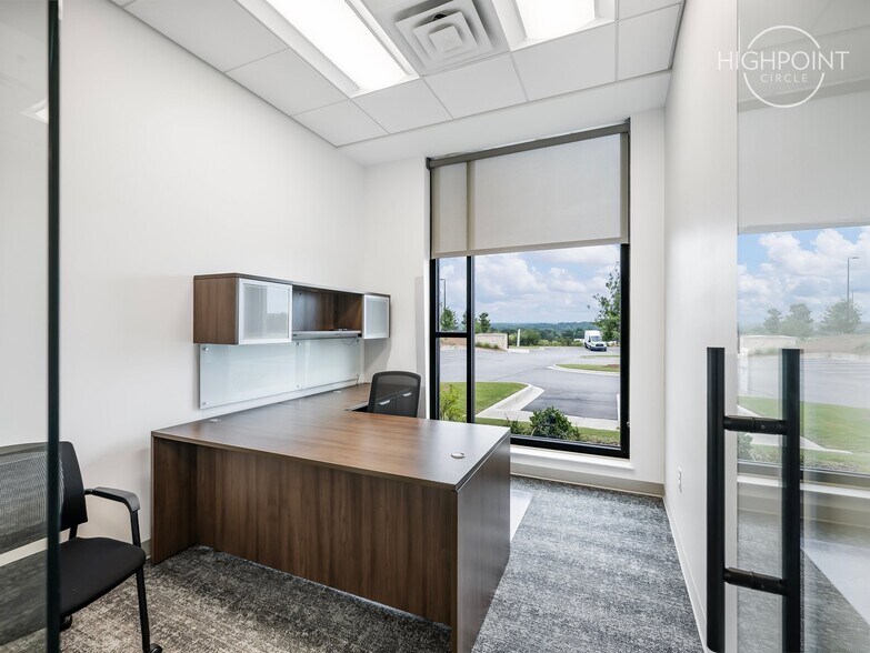 More Photos Of 100 Highpoint Park Way, Braselton Office For Sale