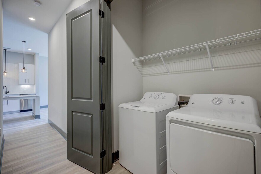 More Photos Of 352 S Walker St, Cary Apartments For Lease