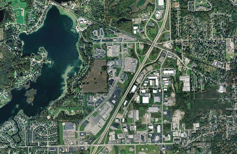 More Photos Of 3110-3190 W Silver Lake Rd, Fenton Freestanding For Lease