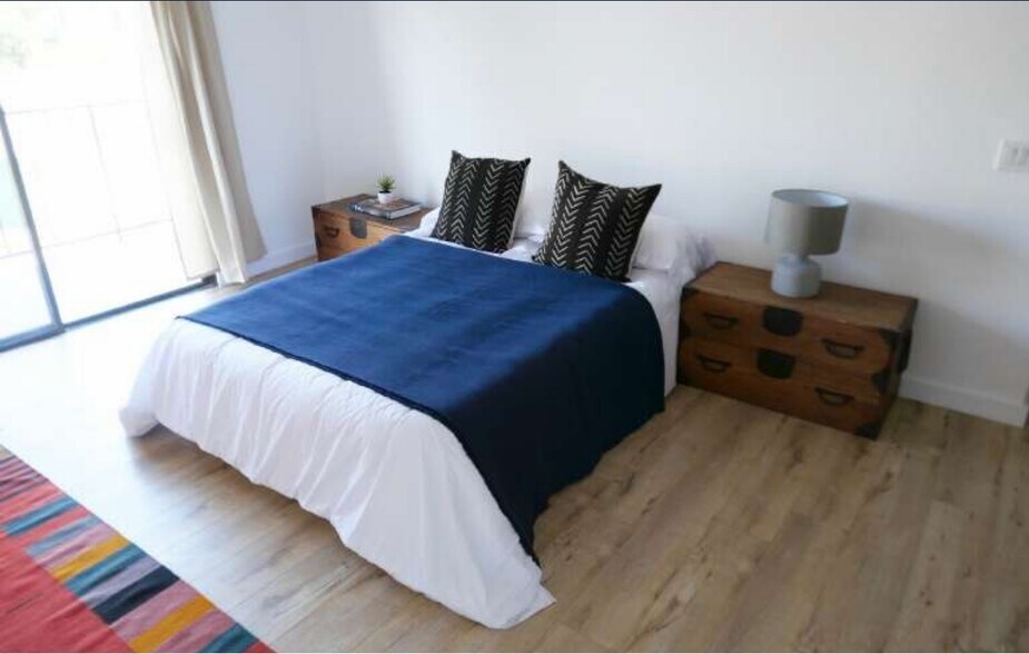 More Photos Of 2640 Dalton Ave, Los Angeles Apartments For Sale