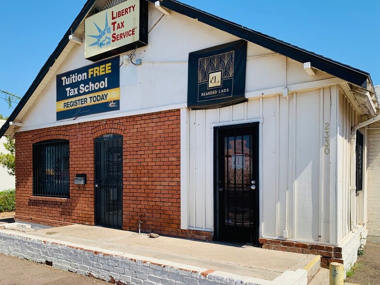 More Photos Of 2330 E McDowell Rd, Phoenix Storefront Retail Office For Lease