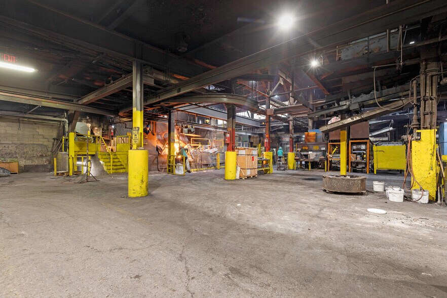 More Photos Of 3000 Milton Ave, Syracuse Manufacturing For Sale