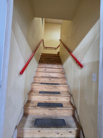 More Photos Of 3901 N Stowe Ave, Odessa Industrial For Lease