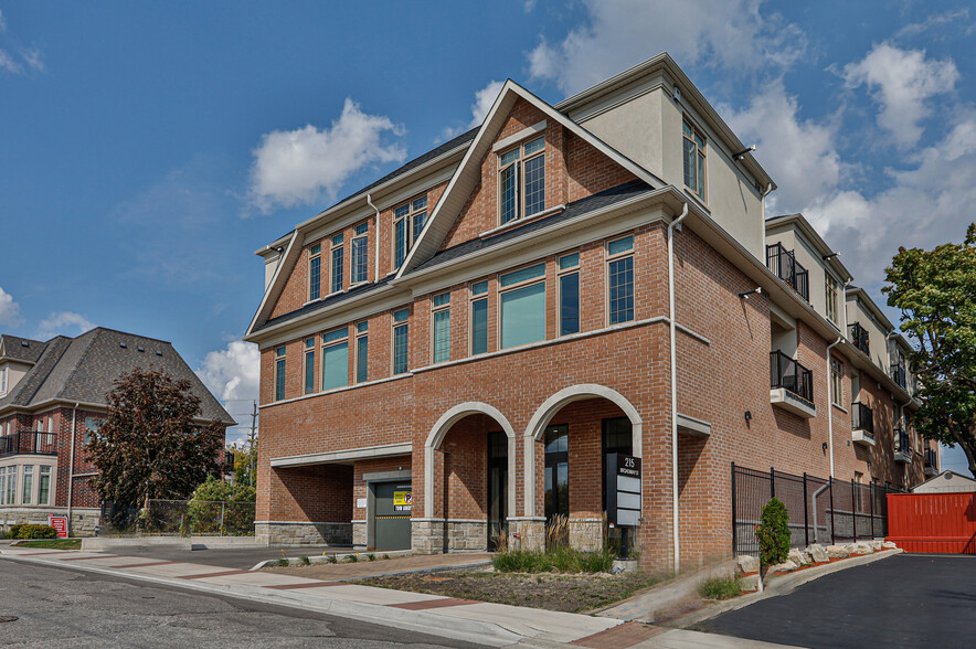 Primary Photo Of 215 Broadway St, Mississauga Storefront Retail Office For Sale