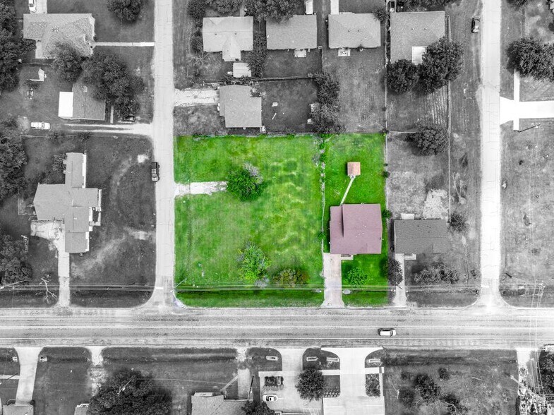 More Photos Of 604 E Broad St, Forney Office Residential For Sale