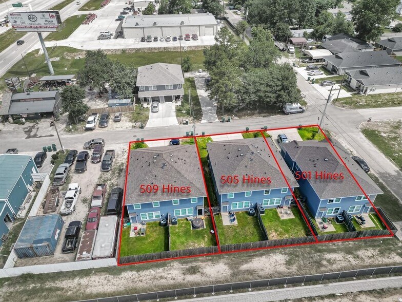 More Photos Of 501 Hines Ave, Willis Apartments For Sale