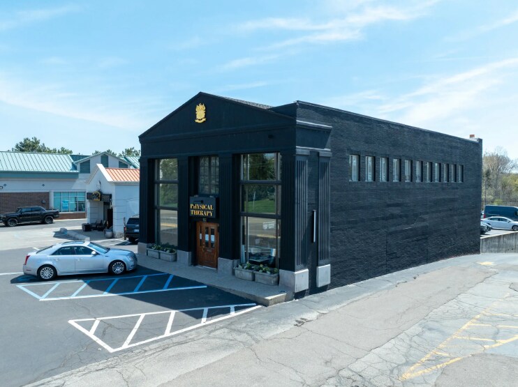 More Photos Of 51-53 W Long Lake Rd, Bloomfield Hills Office For Sale