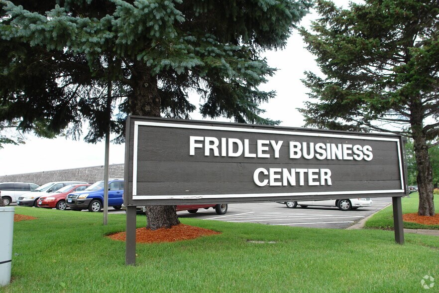 More Photos Of 7251-7281 Commerce Cir E, Fridley Warehouse For Lease