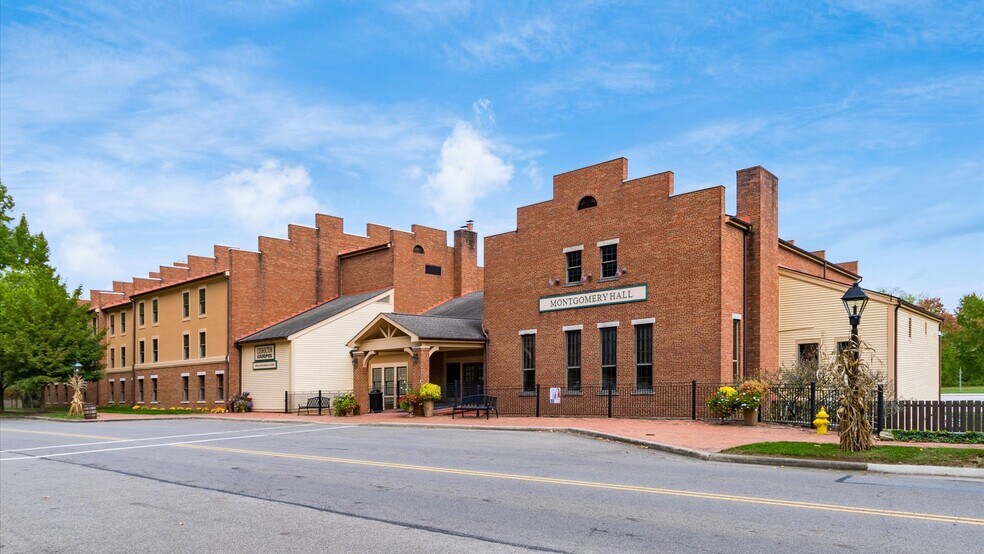 More Photos Of 200 N Whitewoman St, Coshocton Office For Sale