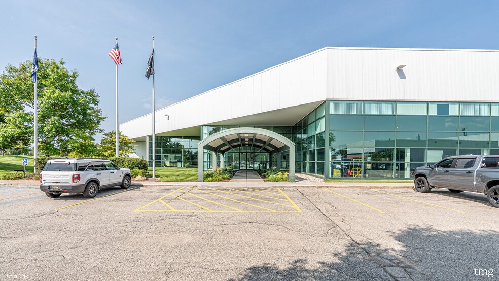 More Photos Of 100 Harbor Dr, Charlevoix Manufacturing For Sale