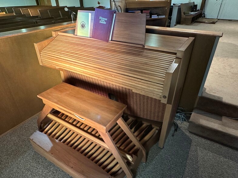 More Photos Of 6103 Forest Hills Rd, Rockford Specialty For Sale