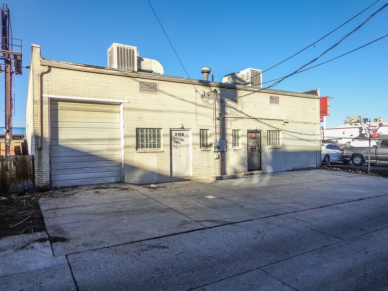 More Photos Of 3188 W Alameda Ave, Denver Warehouse For Sale