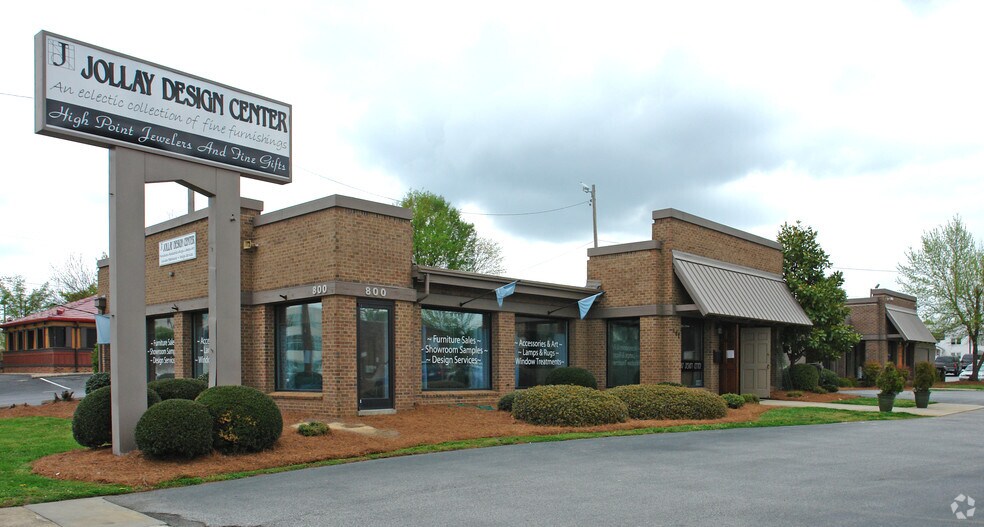 More Photos Of 800 N Main St, High Point Storefront For Lease