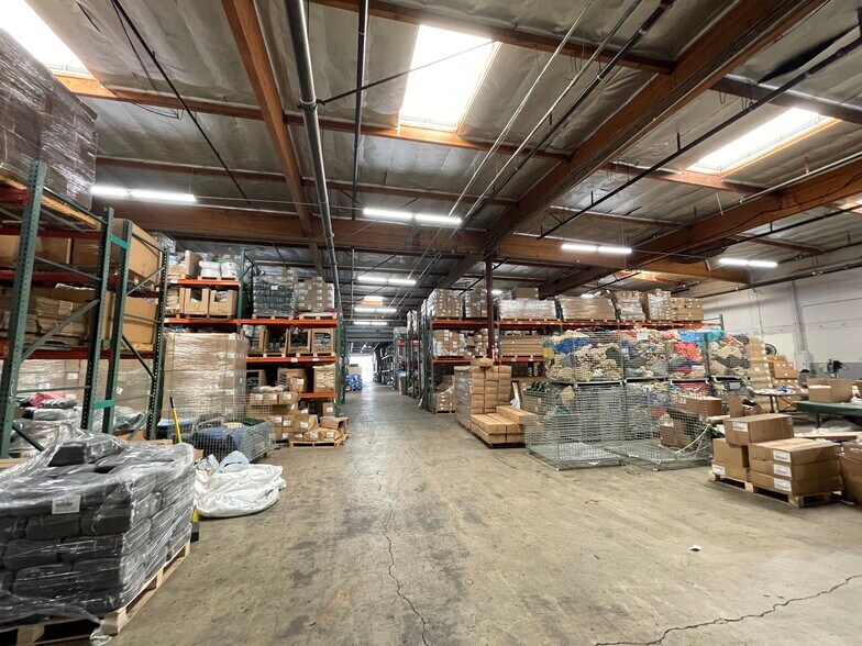 More Photos Of 444 Athol St, San Bernardino Warehouse For Sale