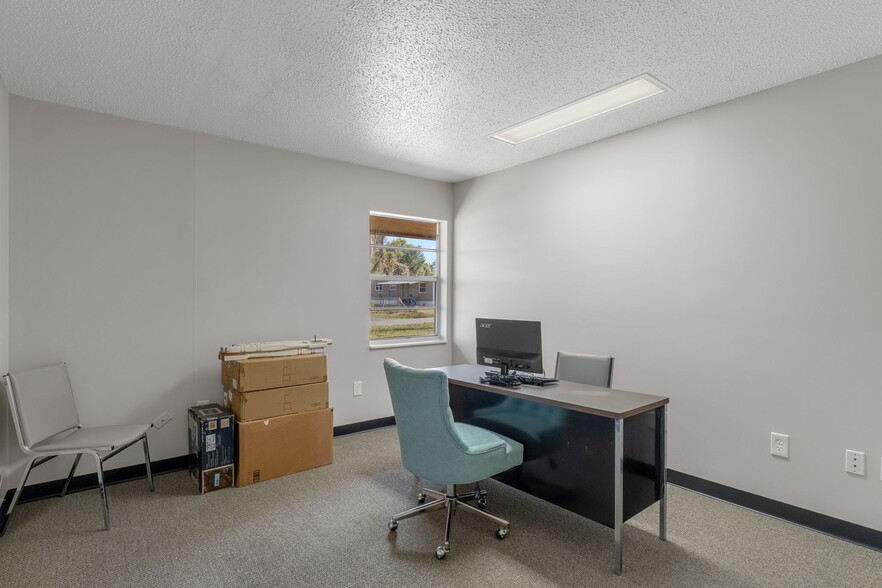 More Photos Of 7936 E Gulf To Lake Hwy, Inverness Medical For Sale