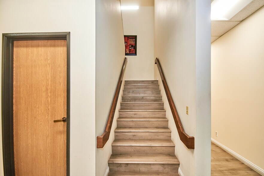 More Photos Of 560 S Melrose St, Placentia Warehouse For Lease