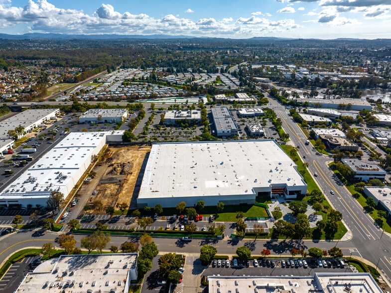 More Photos Of 5 Marconi, Irvine Manufacturing For Lease
