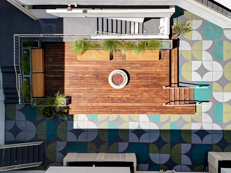 More Photos Of 6615 Franklin Ave, Los Angeles Apartments For Sale