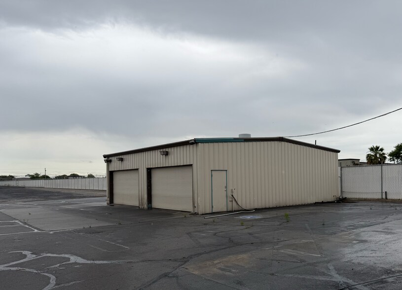 More Photos Of 4813 McHenry Ave, Modesto Auto Dealership For Lease
