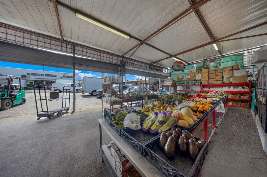 More Photos Of 1305 NW 22nd St, Miami Refrigeration Cold Storage For Sale