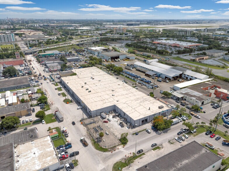 More Photos Of 4201-4250 NW 37th Ct, Miami Warehouse For Lease