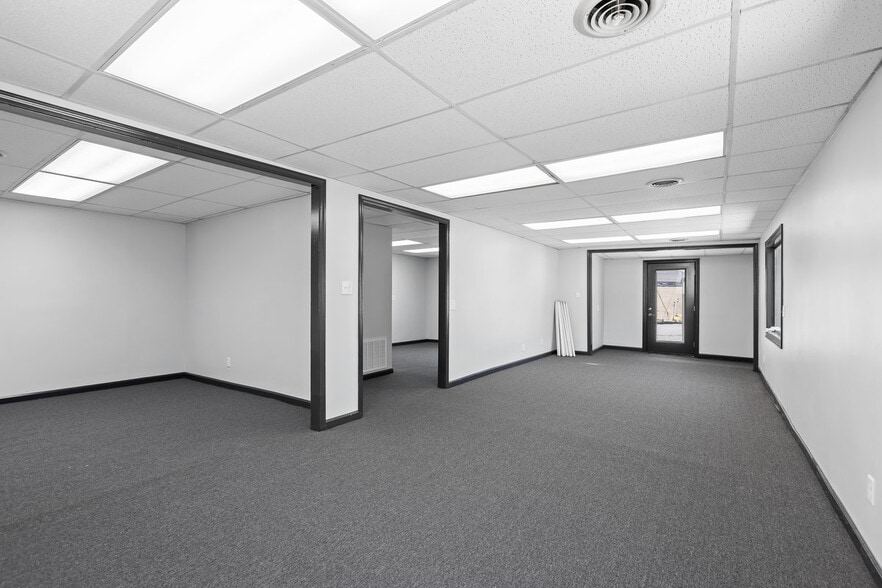 More Photos Of 4608 Hixson Pike, Hixson Office For Lease