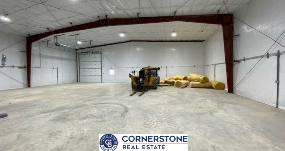 More Photos Of 214 Jon St, Glenrock Industrial For Sale