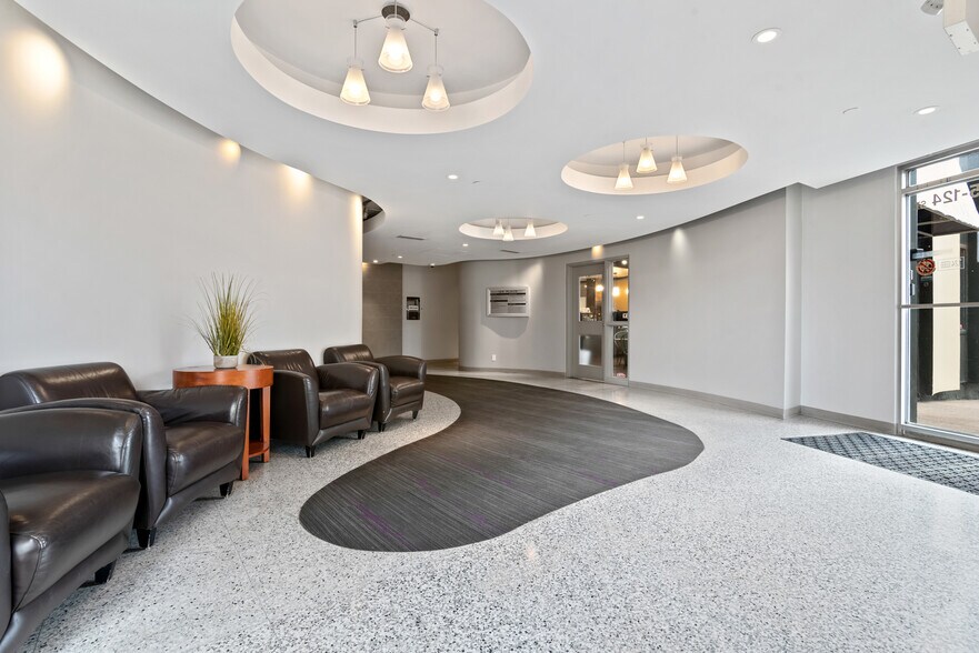 More Photos Of 10235 124th St, Edmonton Medical For Lease