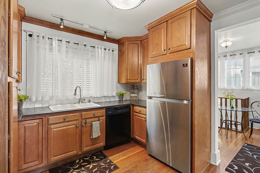 More Photos Of 1125 Maxwell Ave, Boulder Apartments For Sale
