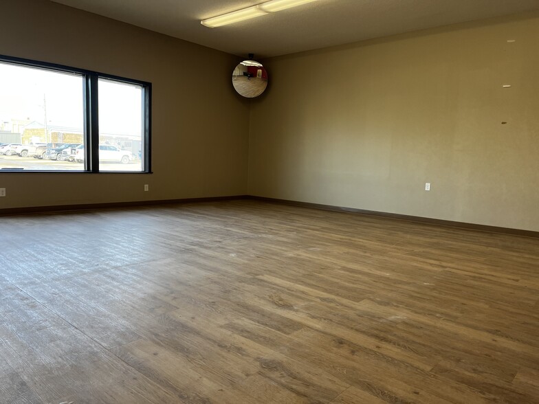 More Photos Of 159 2nd Ave SE, Perham Storefront Retail Office For Sale