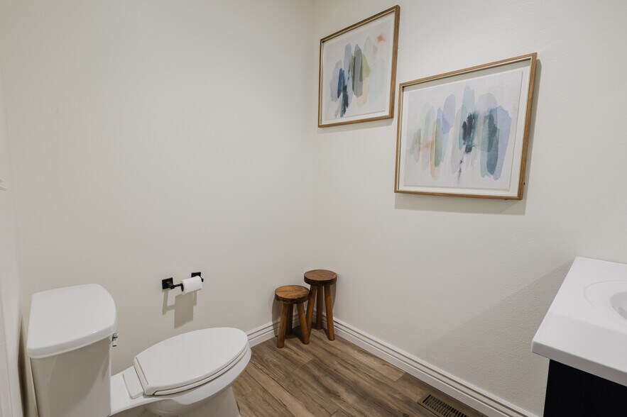 More Photos Of 7425-7495 E Peakview Ave, Centennial Office For Lease