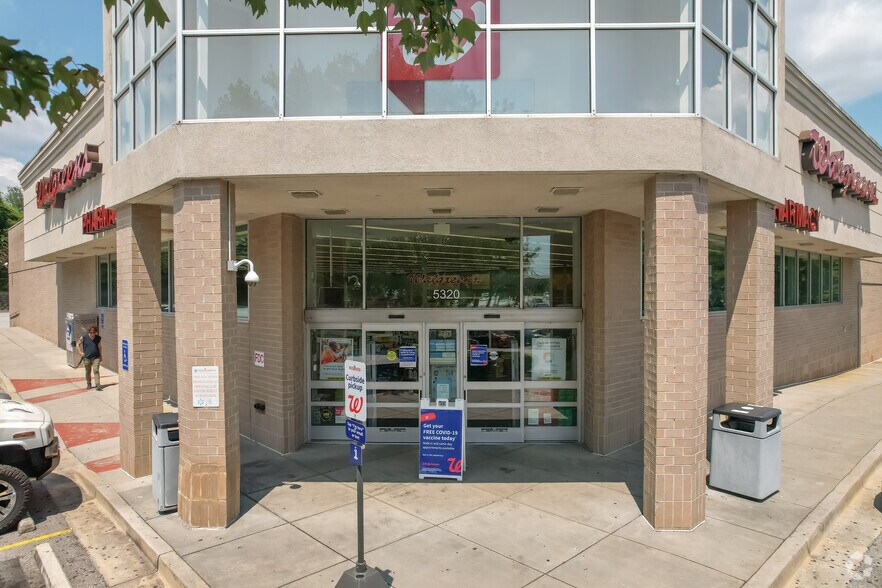 More Photos Of 5320 Memorial Dr, Stone Mountain Drugstore For Lease