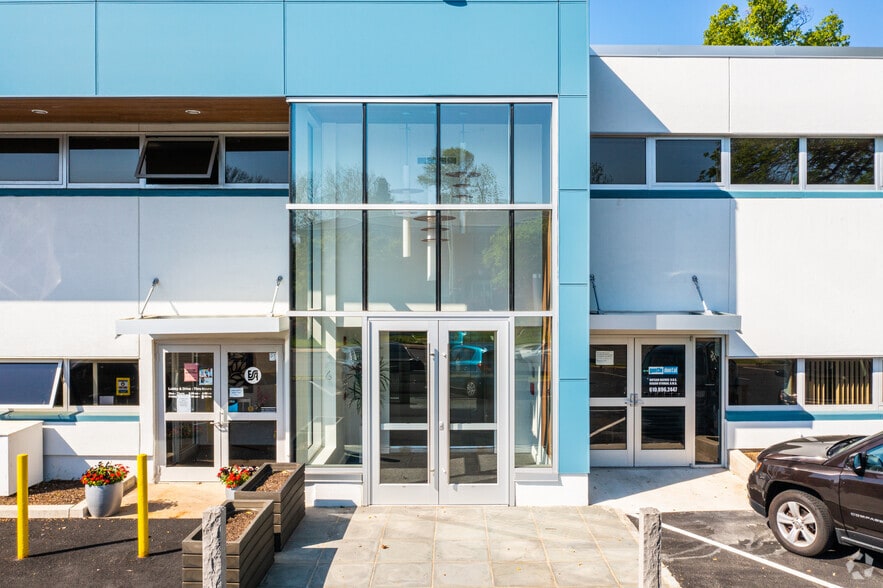 More Photos Of 354 W Lancaster Ave, Haverford Township Office For Lease