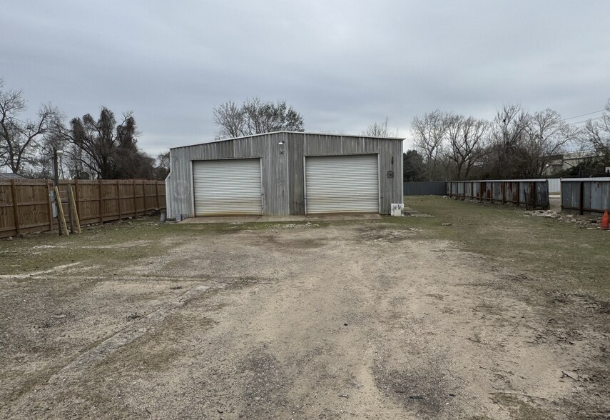 More Photos Of 7306 Almeda Genoa Rd, Houston Warehouse For Sale