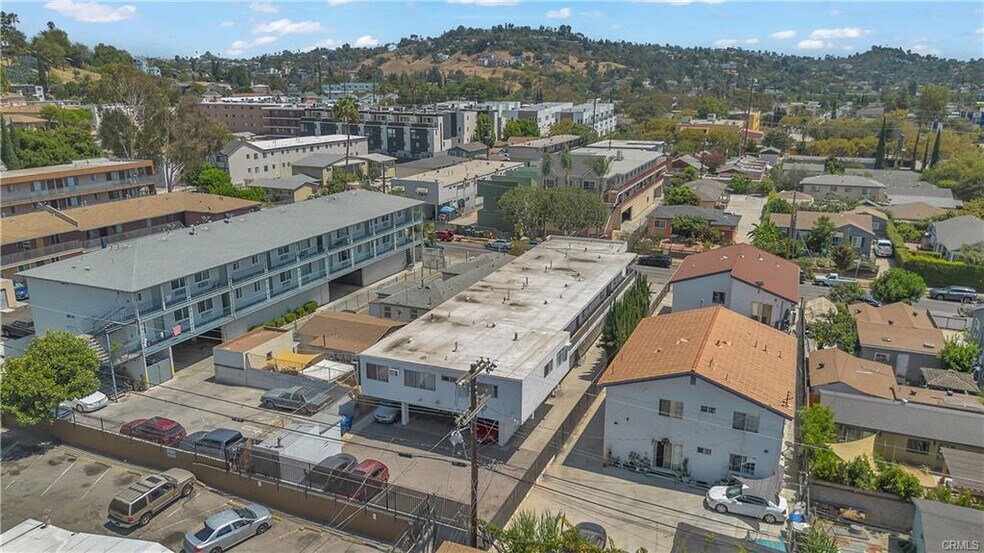 More Photos Of 3315 Andrita St, Los Angeles Apartments For Sale