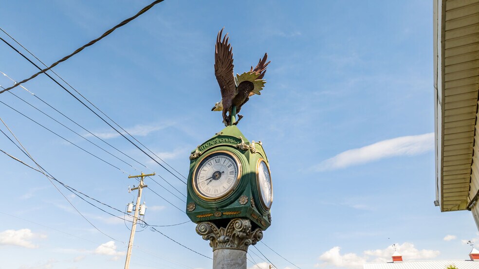 More Photos Of 820 Railroad St, Bloomsburg Warehouse For Sale
