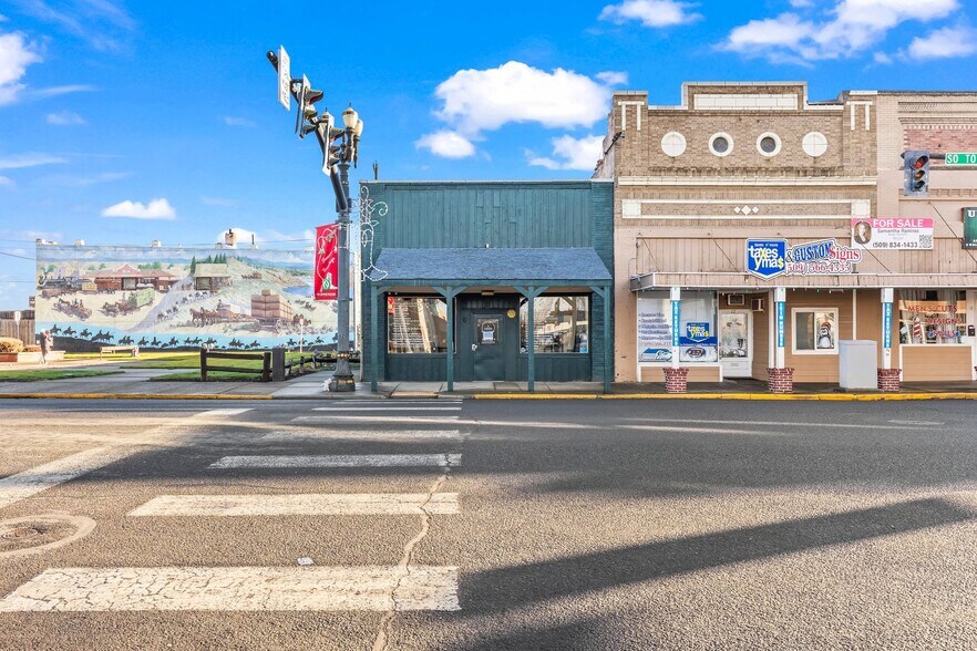 More Photos Of 10 S Toppenish Ave, Toppenish General Retail For Sale