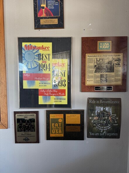 More Photos Of 4629 N Port Washington Rd, Milwaukee Restaurant For Sale