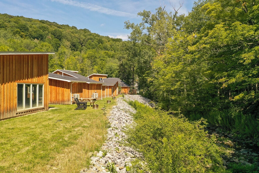 More Photos Of 6881 NY-242, Ellicottville Hotel For Sale