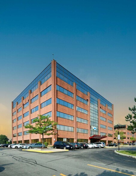 More Photos Of 1270 Central Pky, Mississauga Office For Lease