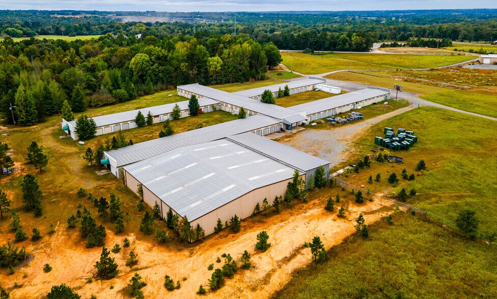 More Photos Of 1400 Highway 65 N, Damascus Warehouse For Sale